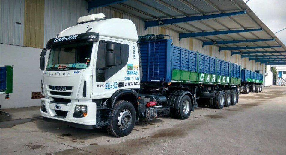 Camión balancín Iveco 450E33T, foto 1 de 5