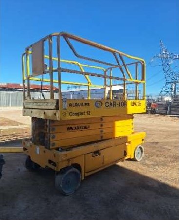 Tijera autoelevadora Haulotte COMPACT 12, foto 1 de 2